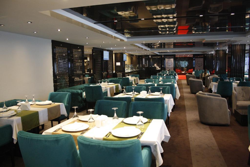 Atasehir Palace Hotel & Conference Stambuł Zewnętrze zdjęcie
