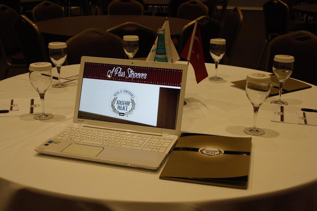 Atasehir Palace Hotel & Conference Stambuł Zewnętrze zdjęcie