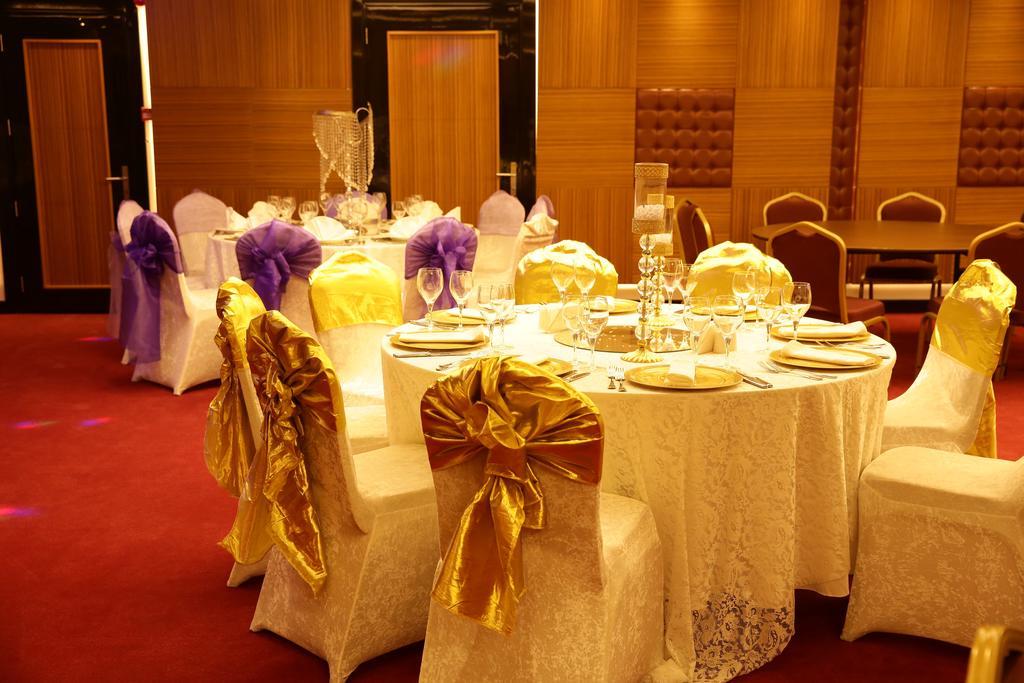 Atasehir Palace Hotel & Conference Stambuł Zewnętrze zdjęcie