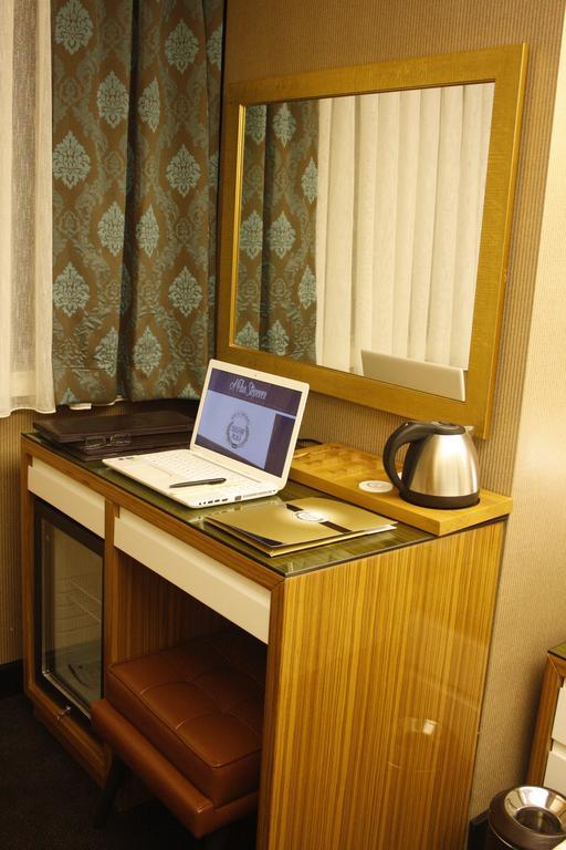 Atasehir Palace Hotel & Conference Stambuł Zewnętrze zdjęcie